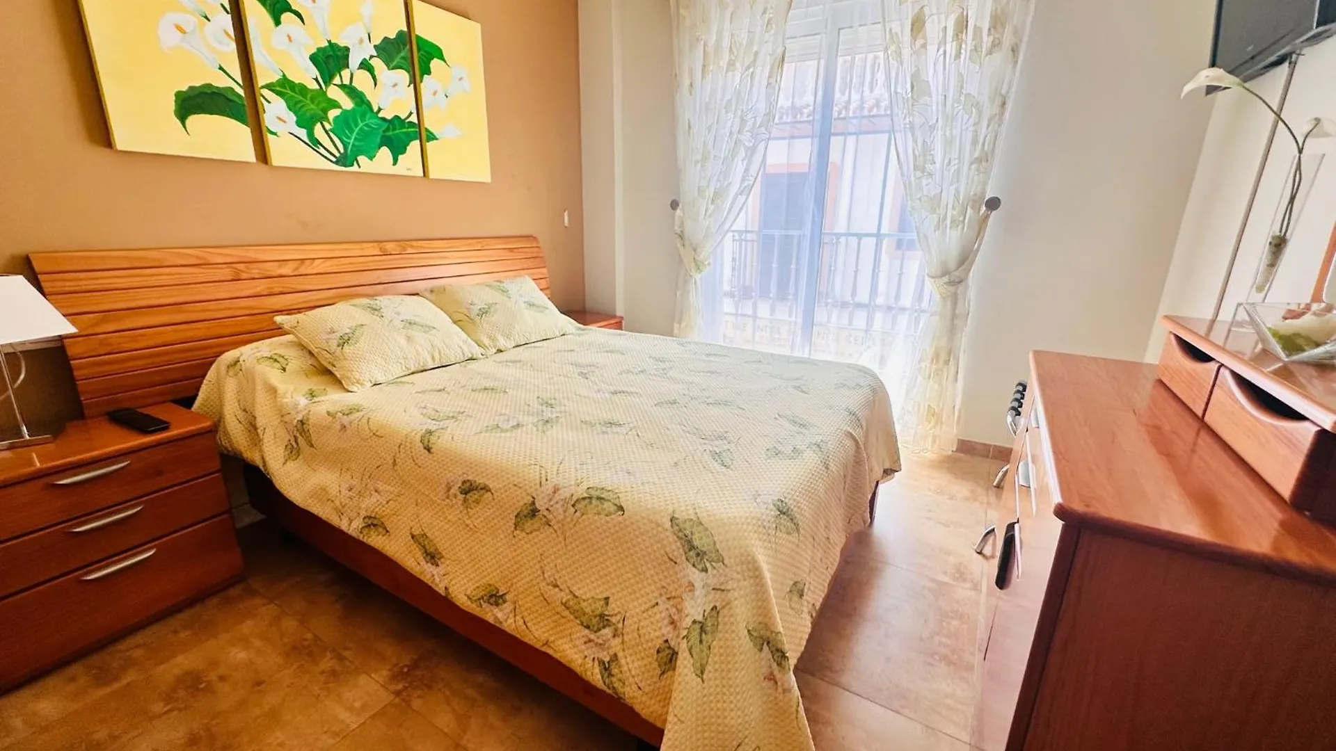 Atico Con Piscina Privada En El Corazon De Nerja! Villa Spanyolország